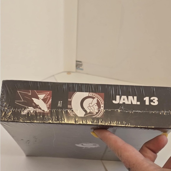 NEW 2024 OTTAWA SENATORS NHL GO SENS GO STAR WARS PUZZLE ARENA PREMIUM GIVEAWAY - Picture 3 of 3